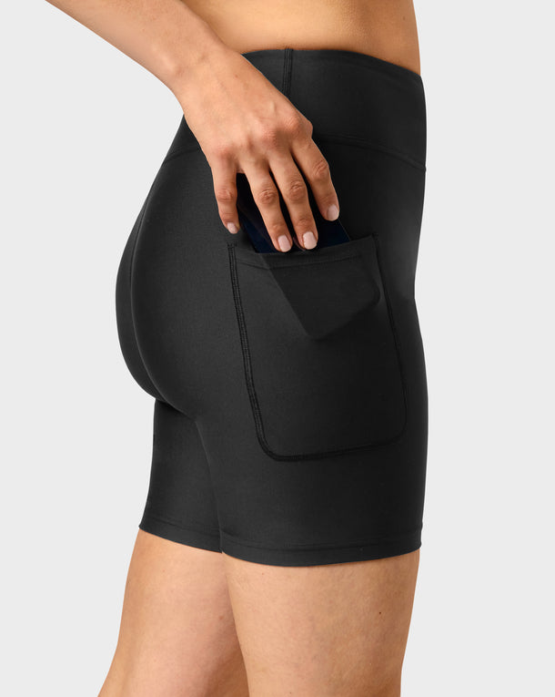 Model 168 cm maat S