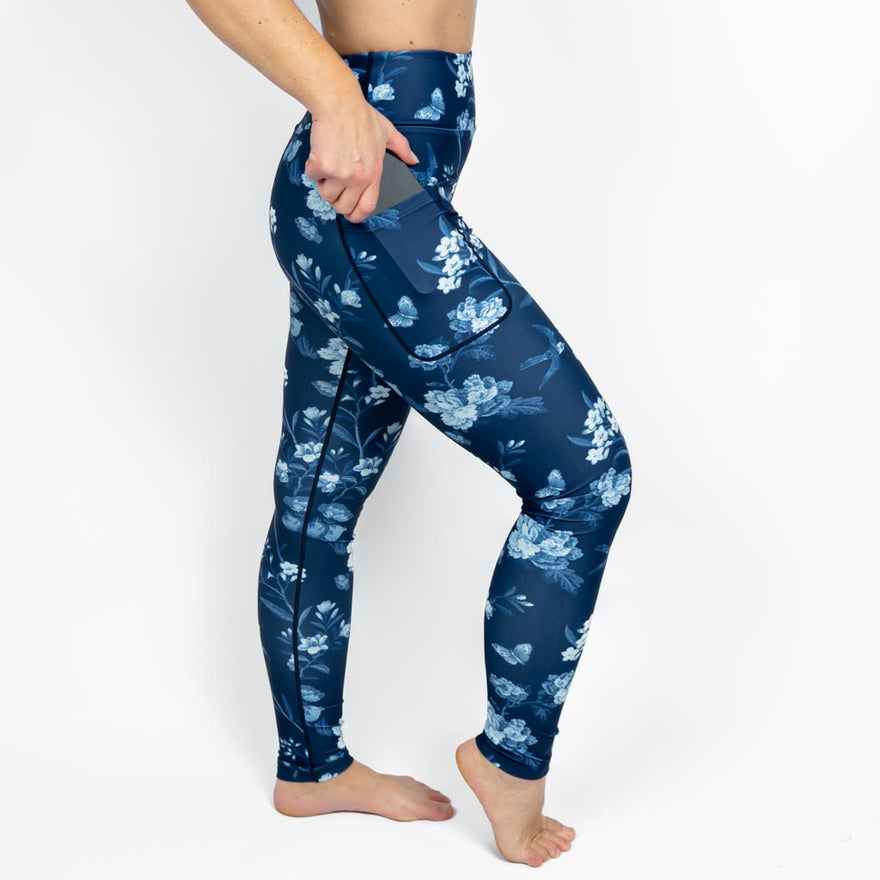 Signature Blue Vintage Bloom Leggings