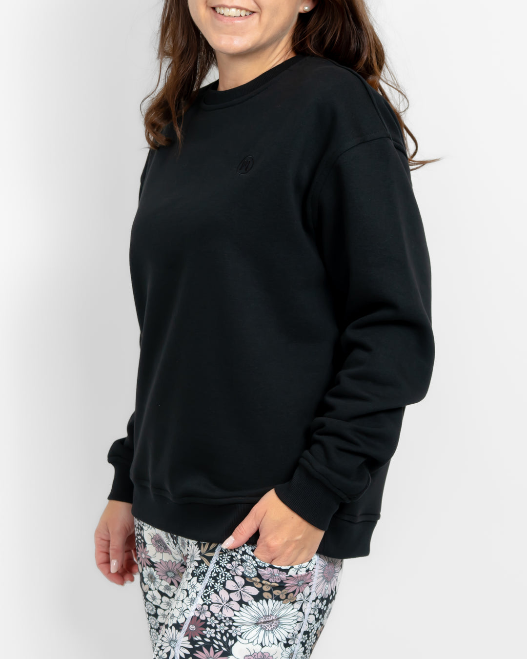 Ida Classic Black Sweatshirt