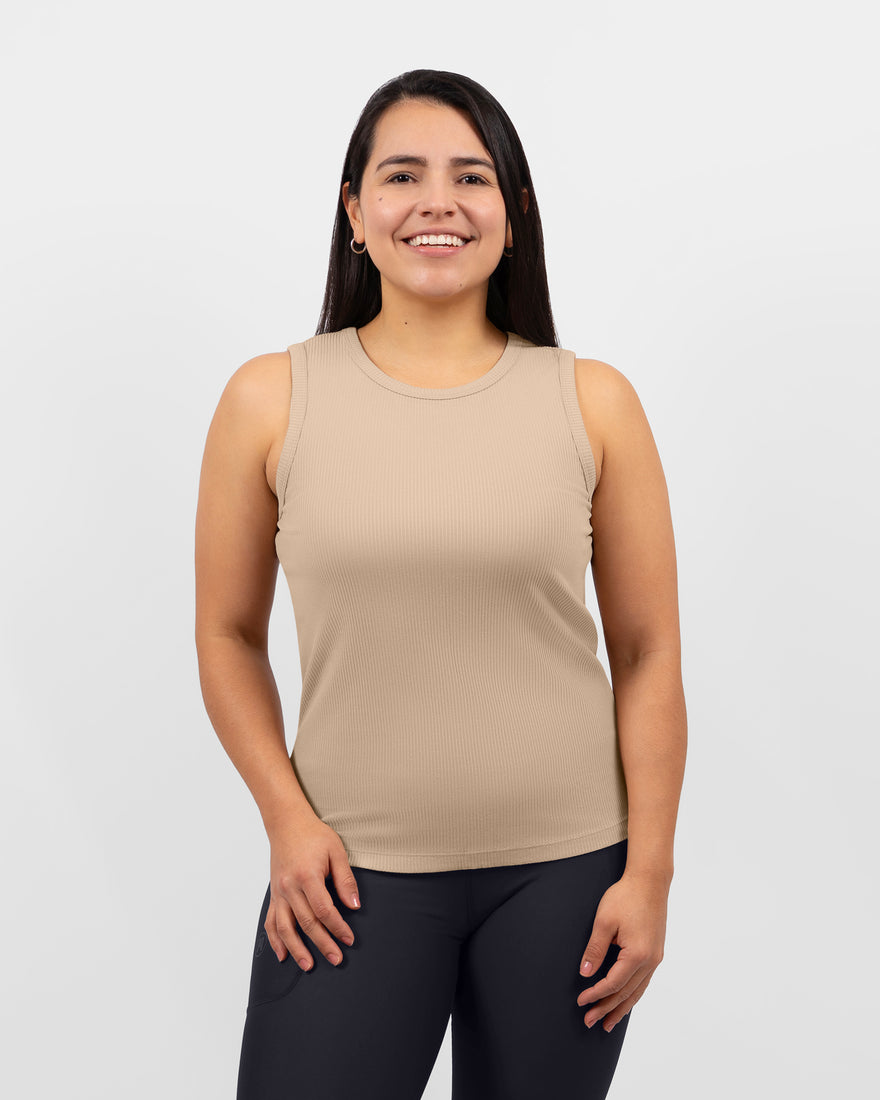 Model 163 cm maat S