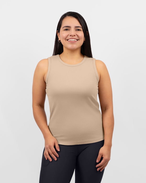 Model 163 cm maat S