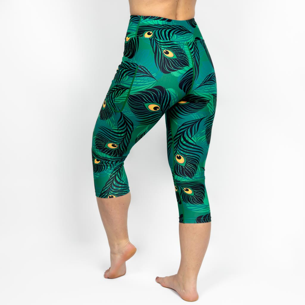 Signature Peafowl Capri