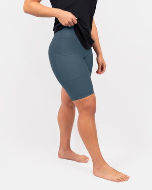 Model 163 cm maat S