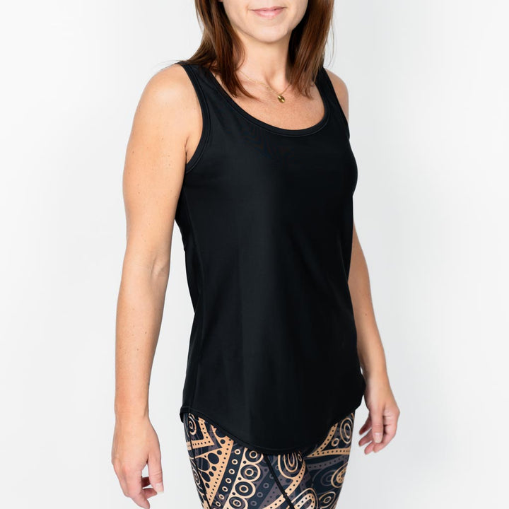 Vigga Fitted Black Top